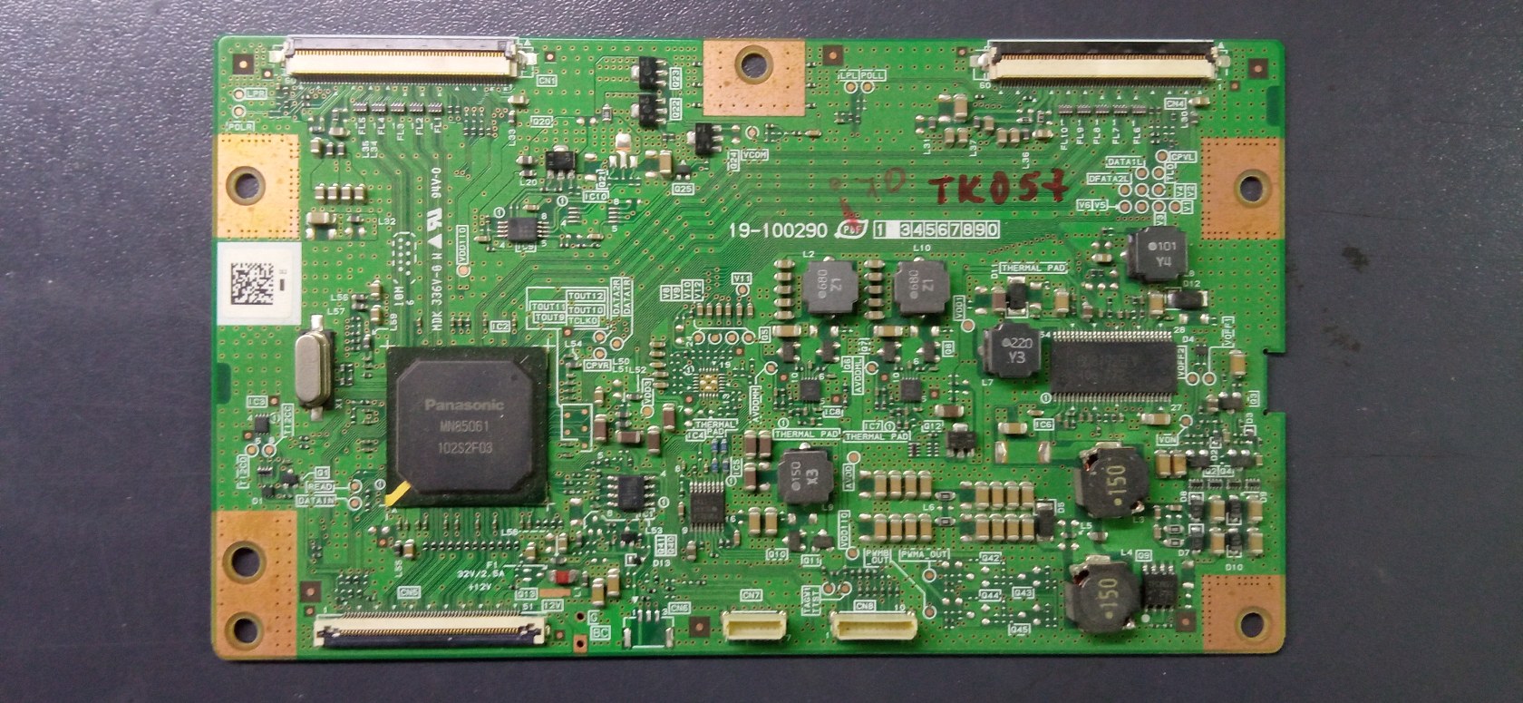 TK057 PANASONIC TX-L37EW30 TCON 19-100290
